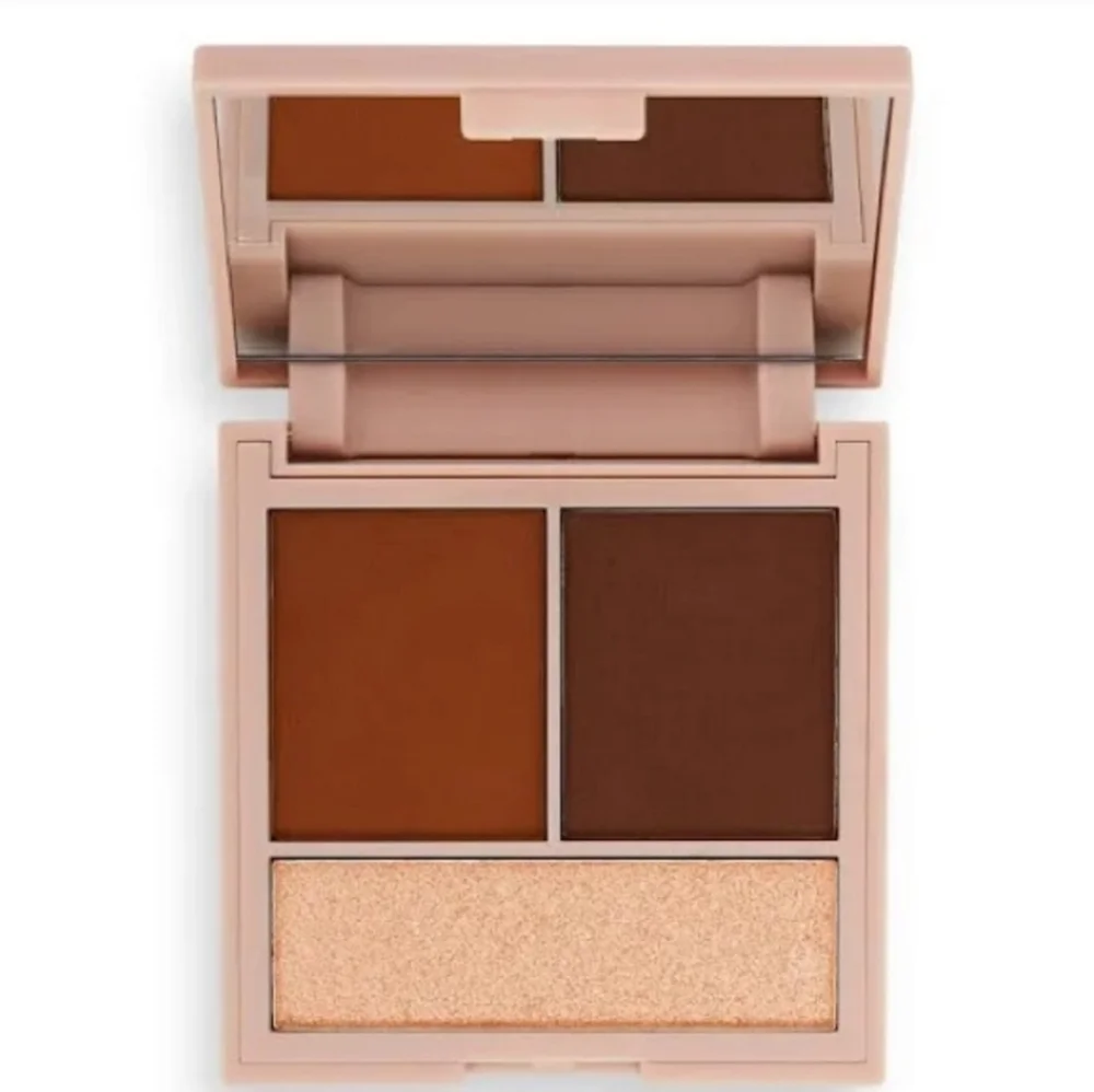 📢3 For $11 Makeup Revolution Contour Powder In Medium